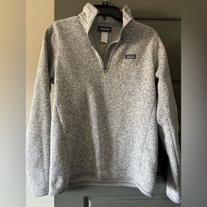 Gray Patagonia quarter zip (women’s)